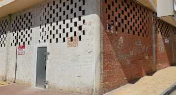 Local comercial en venta en Calle de Alcántara