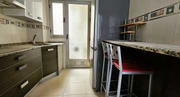 Venta Piso (Avda. Gines Campos) + Plaza de Garaje