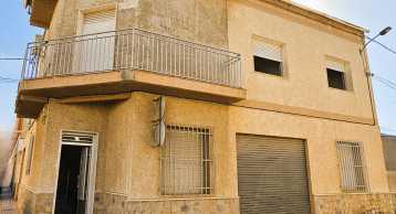 Venta Casa Esquina Barrio La Turra